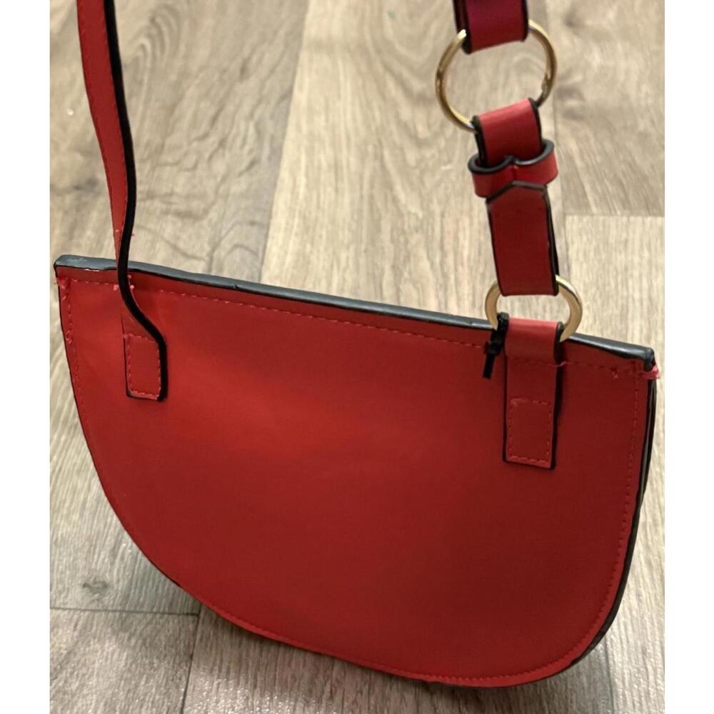 Zara Crossbody Purse Red - Picture 5 of 8